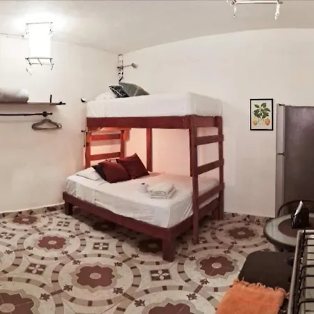 Cozy Studio Near Beach & Ferry Isla Mujeres Exterior photo